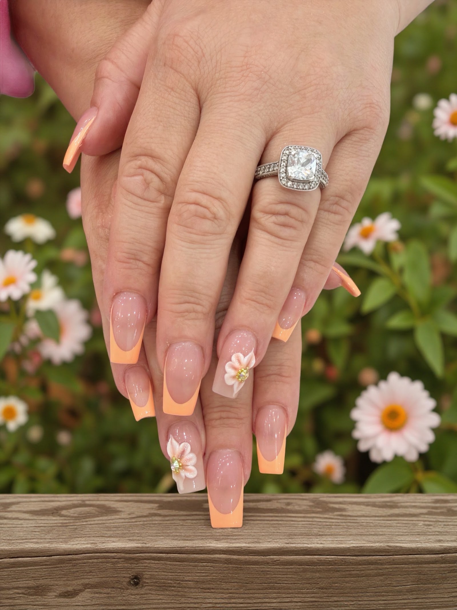 DETOX SPA & NAILS logo